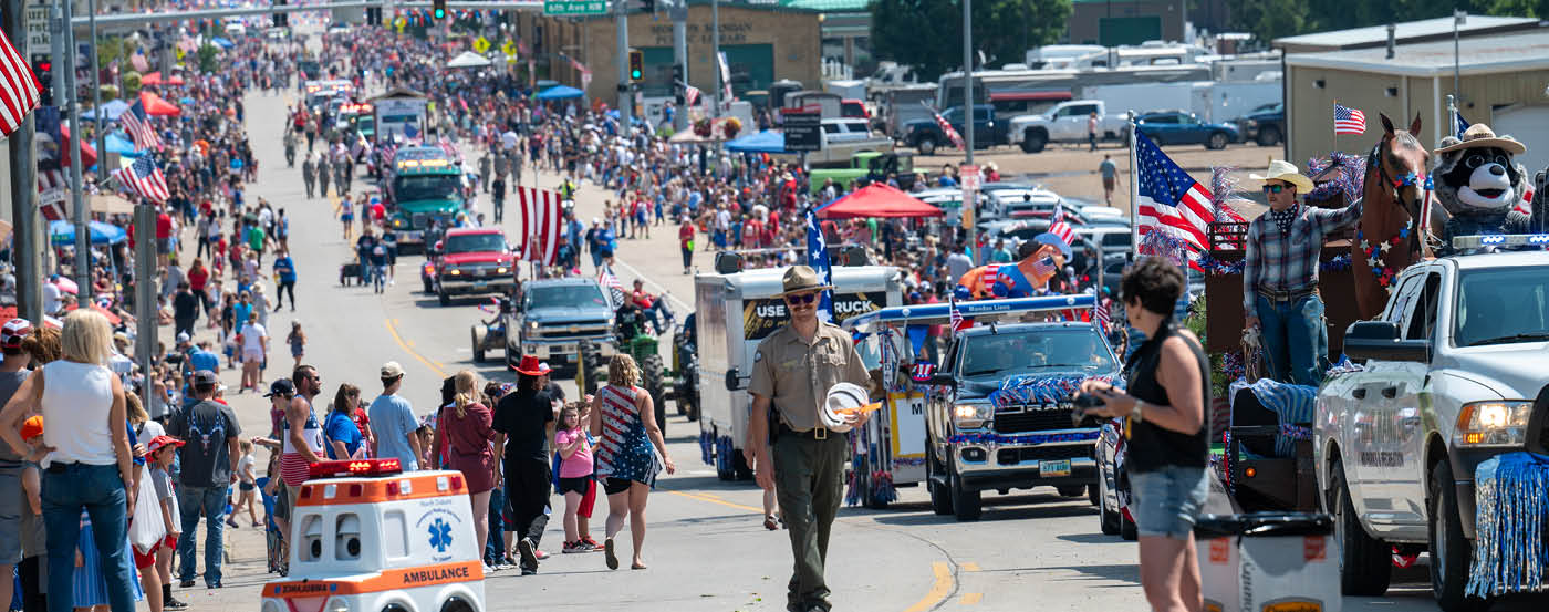 forth of july parade through town